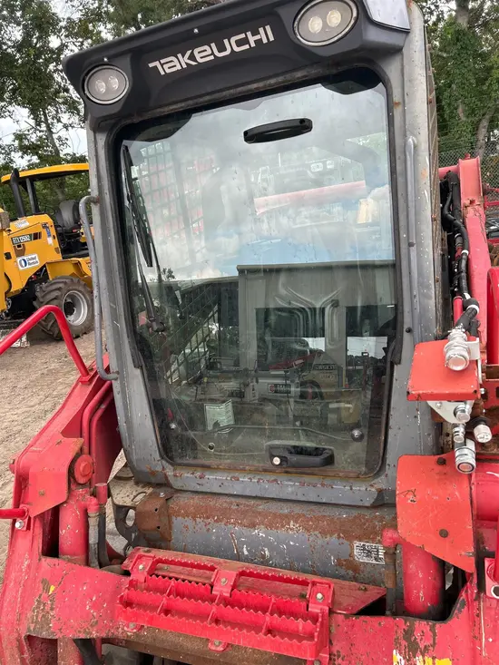 2020 Takeuchi TL10V2-CR Track Loader