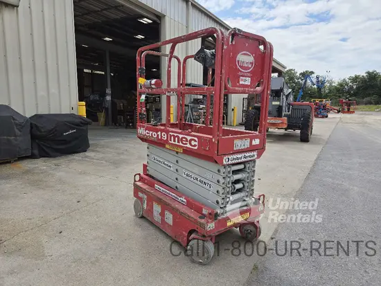 2019 MEC MICRO 19 Scissor Lift