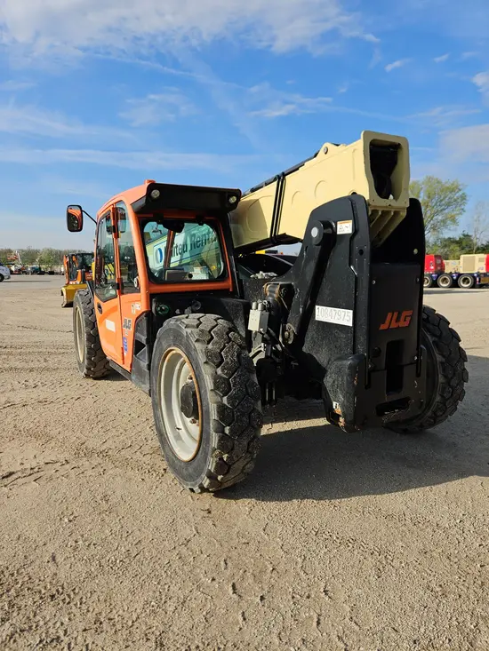 2018 JLG 742 Forklift