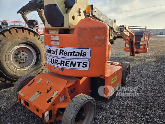 2017 JLG E400AJPN Articulating Boom Lift