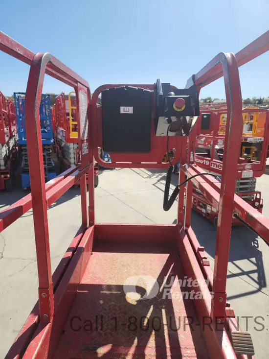2019 MEC MICRO 19 Scissor Lift