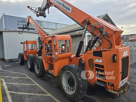 2018 SKYTRAK 6042 Forklift
