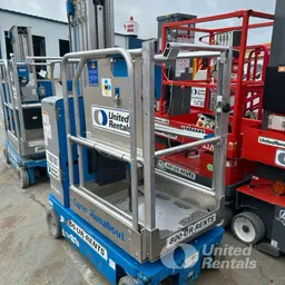 2018 Genie GR-20 Self-Propelled One-Person Lift