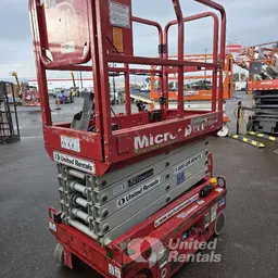 2019 MEC MICRO 19 Scissor Lift
