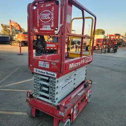 2019 MEC MICRO 19 Scissor Lift