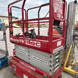 2019 MEC MICRO 19 Scissor Lift