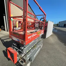 2018 Skyjack SJIII3219 Scissor Lift