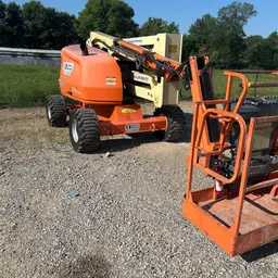 2017 JLG 450AJ Articulating Boom Lift