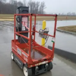 2018 Skyjack SJ16 Self-Propelled One-Person Lift