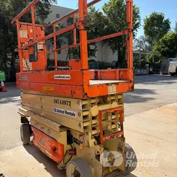 2018 JLG 2632ES Scissor Lift