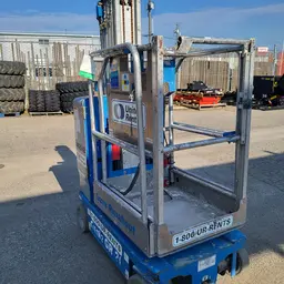 2016 Genie GR-20 Self-Propelled One-Person Lift