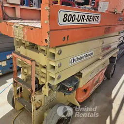 2018 JLG 2632ES Scissor Lift