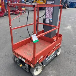 2017 Skyjack SJ16 Self-Propelled One-Person Lift