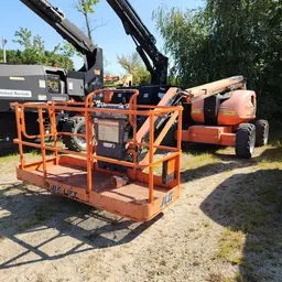 2013 JLG 600AJ Articulating Boom Lift