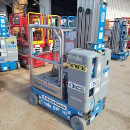 2018 Genie GR-20 Self-Propelled One-Person Lift