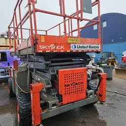 2016 Skyjack SJ8841RT Rough Terrain Scissor Lift