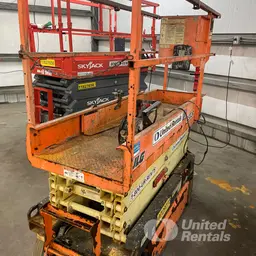 2018 JLG 1932R Scissor Lift