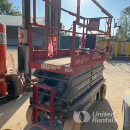 2017 Skyjack SJIII3226 Scissor Lift