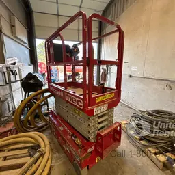 2018 MEC MICRO 19 Scissor Lift