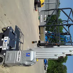2017 JLG 20MVL Self-Propelled One-Person Lift