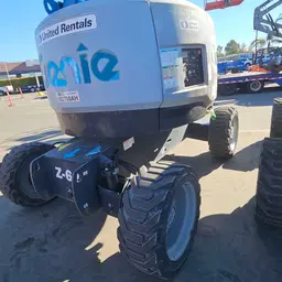 2016 Genie Z-62/40 Articulating Boom Lift