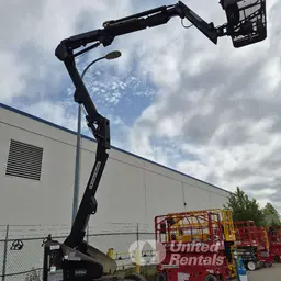 2018 JLG E450AJ Articulating Boom Lift