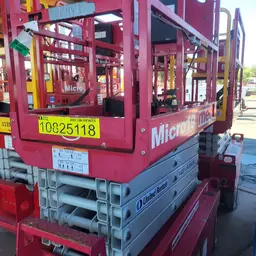 2018 MEC MICRO 19 Scissor Lift