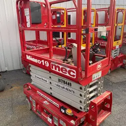 2018 MEC MICRO 19 Scissor Lift