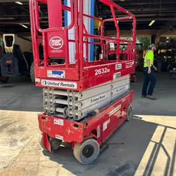 2018 MEC 2632SE Scissor Lift
