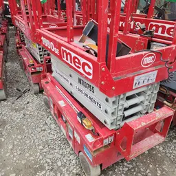 2018 MEC 1330SE Scissor Lift