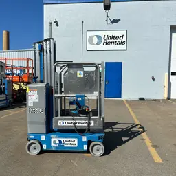 2017 Genie GR-20 Self-Propelled One-Person Lift