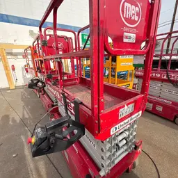 2018 MEC MICRO 19 Scissor Lift