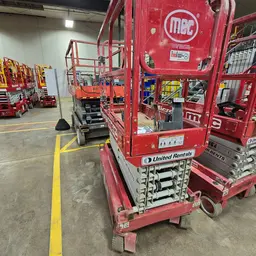 2018 MEC MICRO 19 Scissor Lift