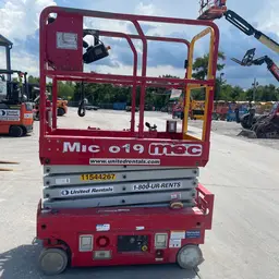 2022 MEC MICRO 19 Scissor Lift