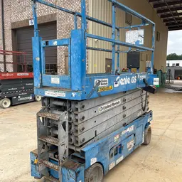 2016 Genie GS-3232 Scissor Lift