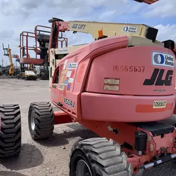 2017 JLG 450AJ Articulating Boom Lift
