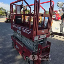 2018 MEC 1930SE Scissor Lift