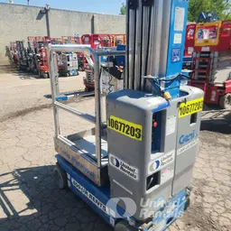 2017 Genie GR-20 Self-Propelled One-Person Lift