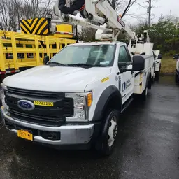 2017 Ford F550 TEREX LT40 Bucket Truck