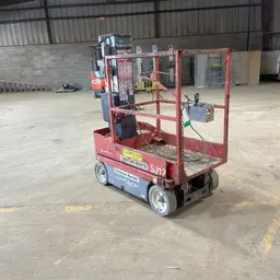 2015 Skyjack SJ12 Self-Propelled One-Person Lift