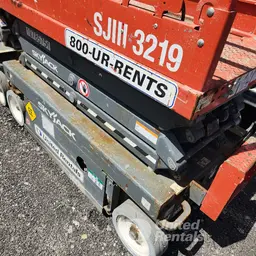 2018 Skyjack SJIII3219 Scissor Lift