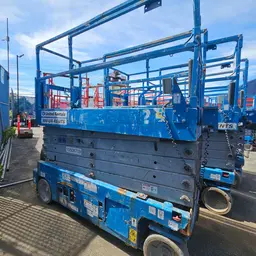 2016 Genie GS-3232 Scissor Lift