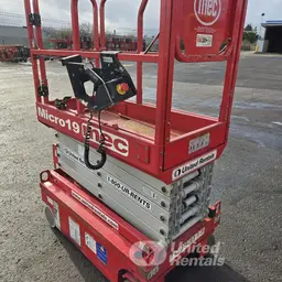 2019 MEC MICRO 19 Scissor Lift