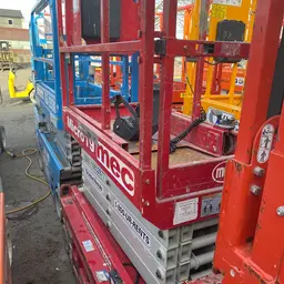 2018 MEC MICRO 19 Scissor Lift