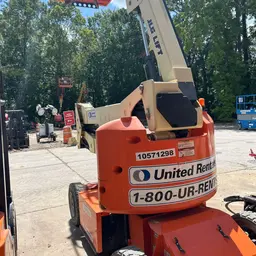 2017 JLG E400AJPN Articulating Boom Lift