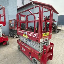 2018 MEC 1930SE Scissor Lift