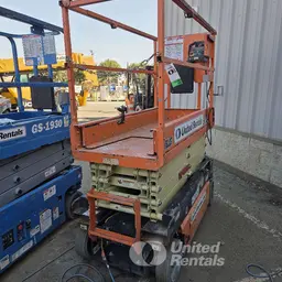 2018 JLG 1932R Scissor Lift