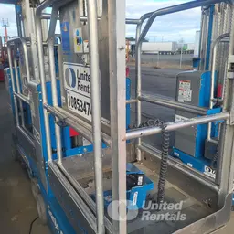 2018 Genie GR-20 Self-Propelled One-Person Lift
