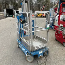 2017 Genie GR-20 Self-Propelled One-Person Lift