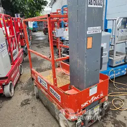 2018 Skyjack SJ16 Self-Propelled One-Person Lift